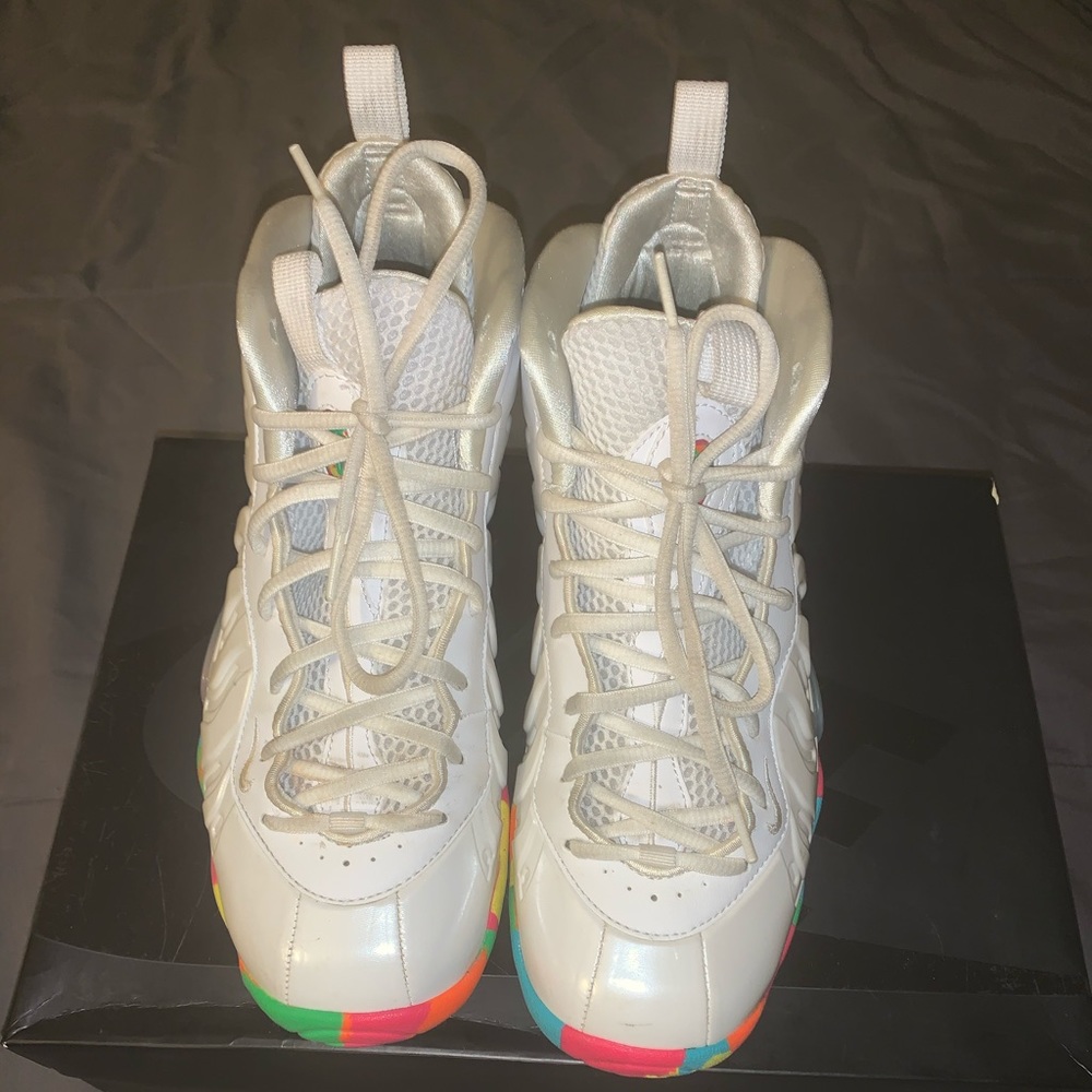 Nike little posite one